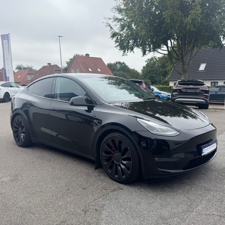 Tesla Model Y Performance AWD