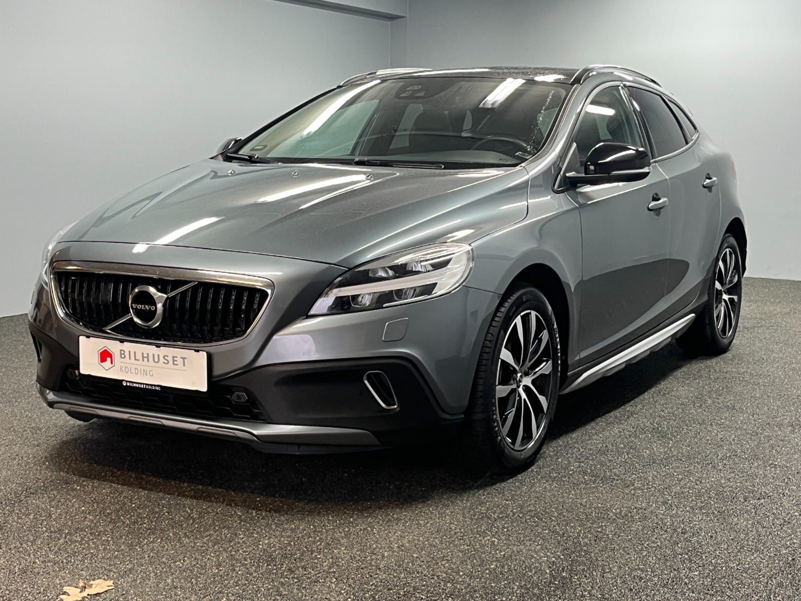 Volvo V40 CC 2,0 D3 150 Plus aut.