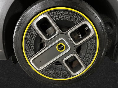 MINI Cooper SE Experience