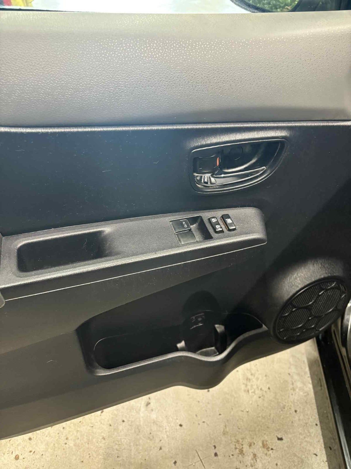 Billede af Toyota Yaris 1,3 VVT-i T1