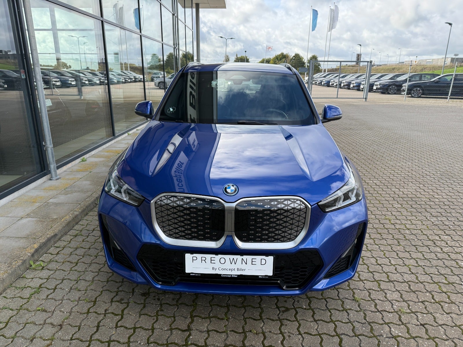 BMW iX1 eDrive20 M-Sport Premium 5d - 2