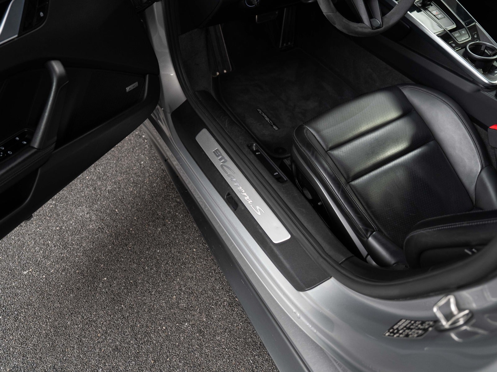 Gallery image 10 of 18