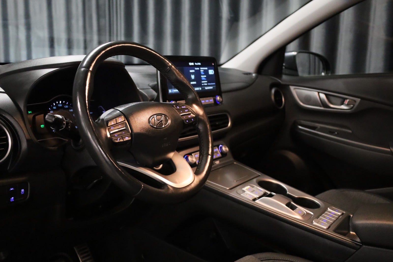 Hyundai Kona EV Trend