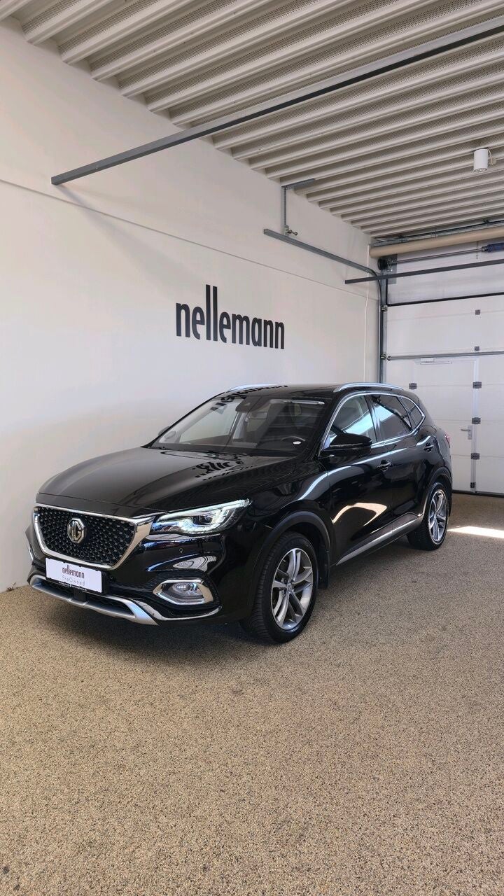MG EHS PHEV Luxury