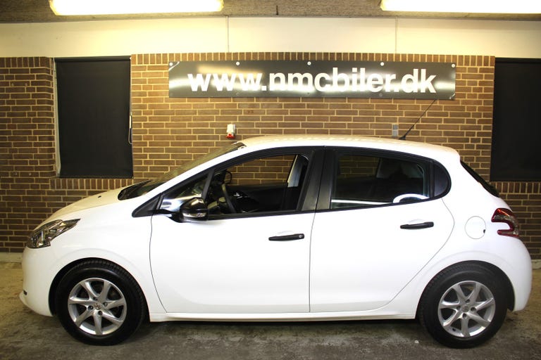 Peugeot 208 VTi Access AirSound