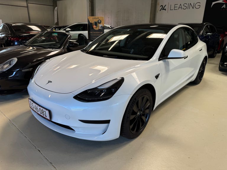 Tesla Model 3 RWD