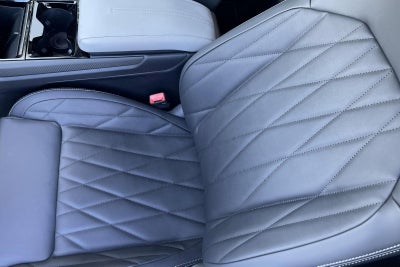 Ford Explorer Premium Extended Range