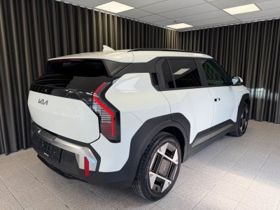 Kia EV3 Long Range Access