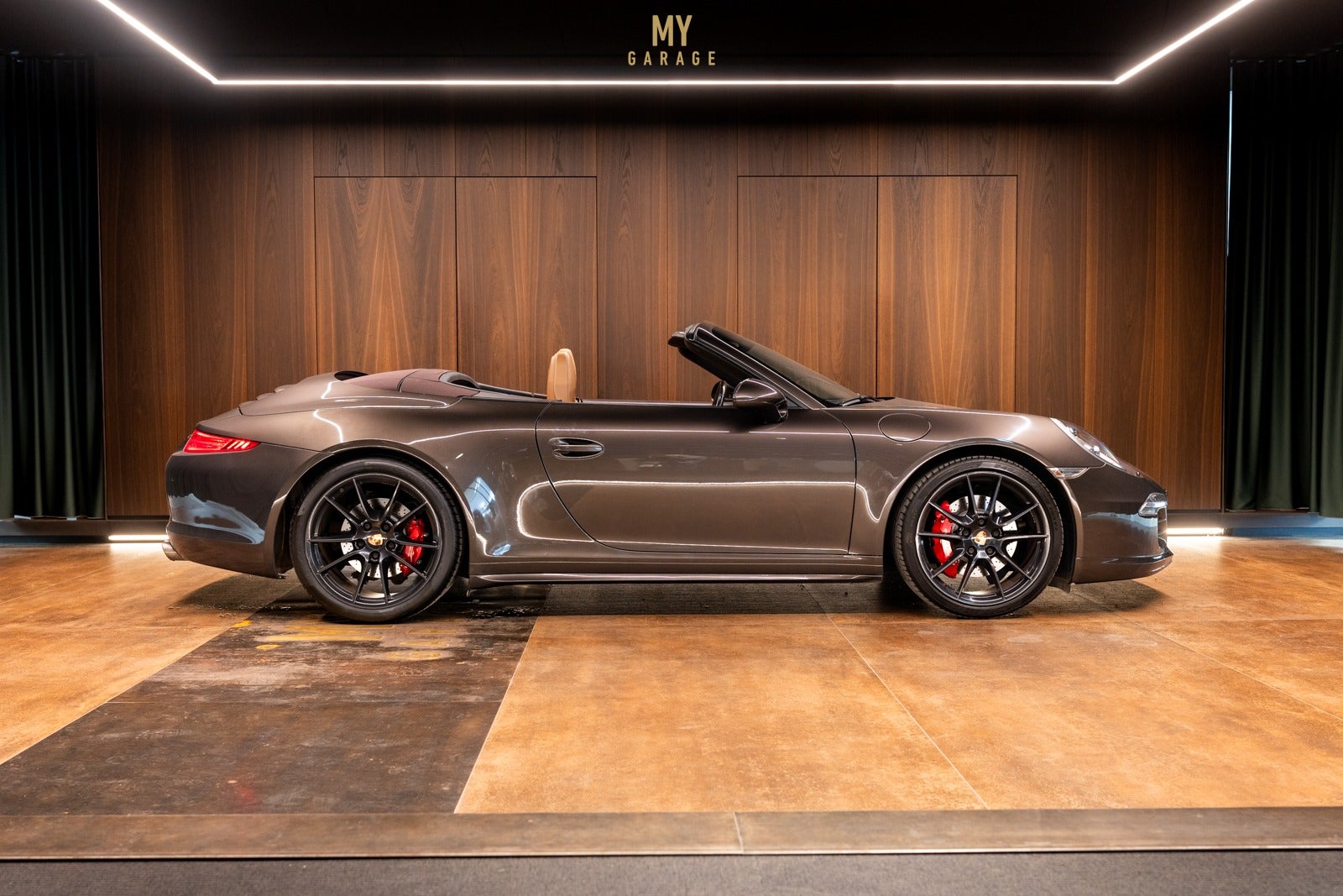 Porsche 911 Carrera 4S