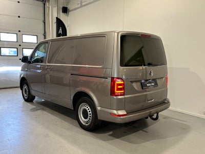 VW Transporter TDi 180 Kassevogn DSG kort