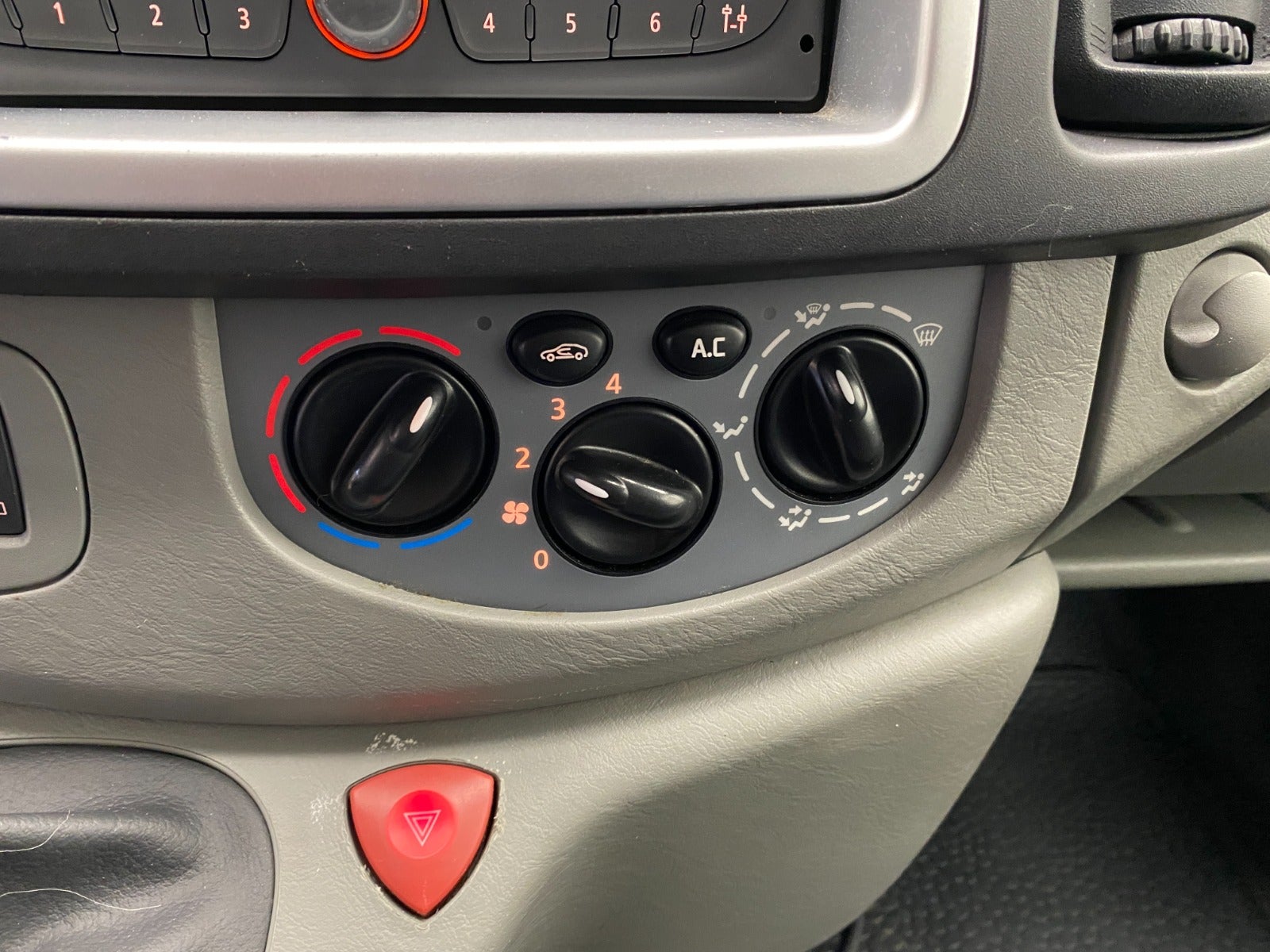 Billede af Renault Trafic T27 2,0 dCi 115 L1H1 Kombi