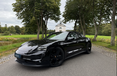Porsche Taycan  Performance+ 4d