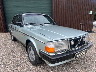 Volvo 240 2,3 GL 4d