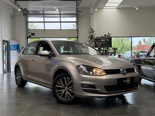 Volkswagen Golf VII TSi 125 Allstar DSG BMT Benzin drivmiddel 132000 Km. 2017 Modelår