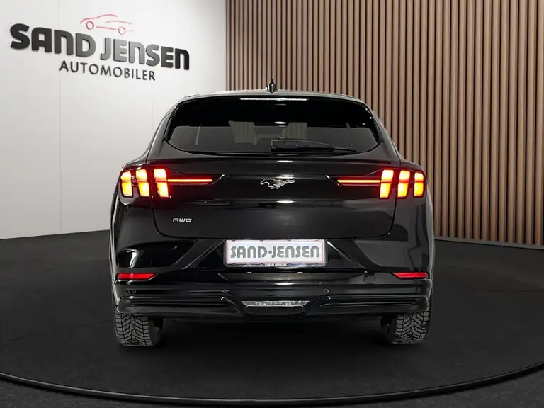 Ford Mustang Mach-E Premium Standard Range AWD