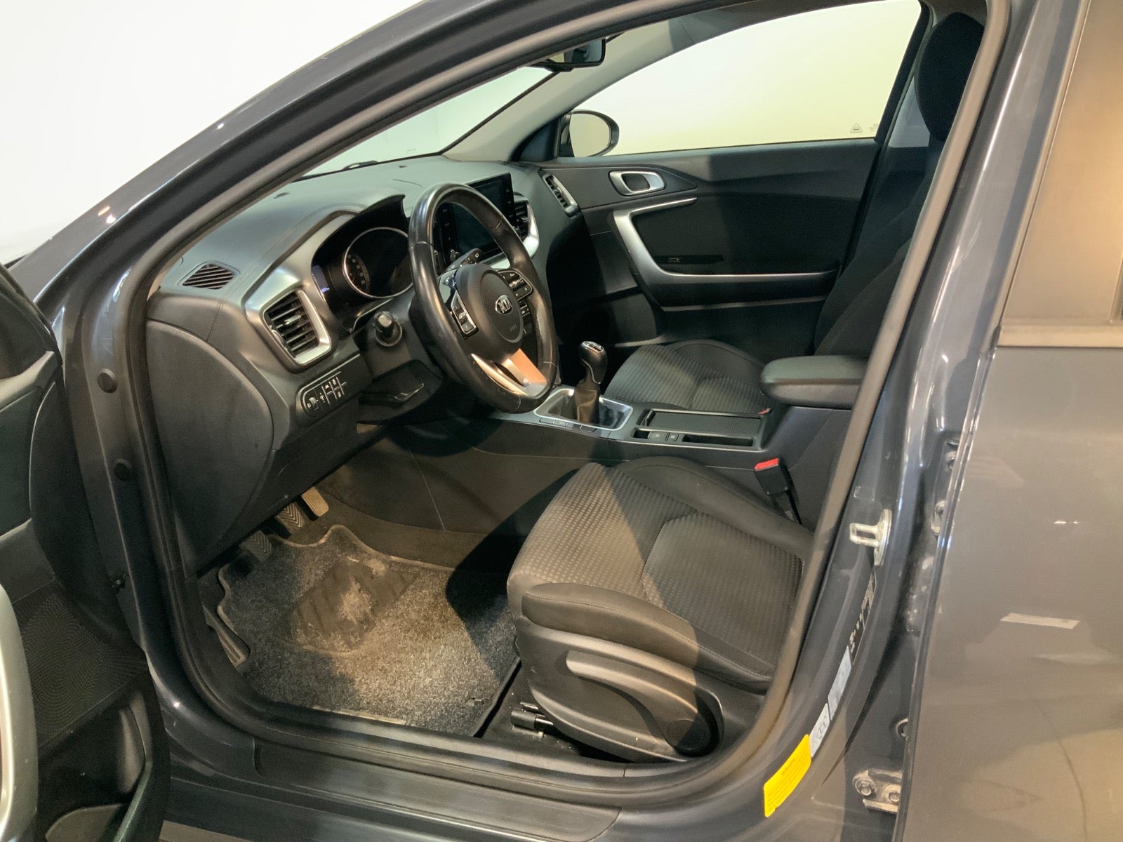 Kia Ceed (6/8)