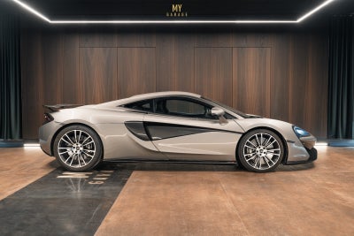 McLaren 570S 3,8 Coupé 2d