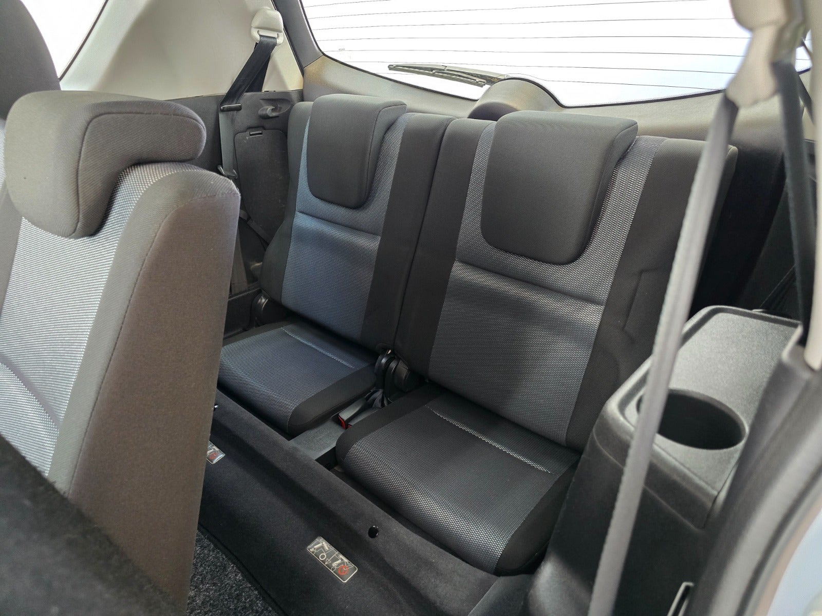 Billede af Toyota Corolla Verso 1,6 Terra 7prs