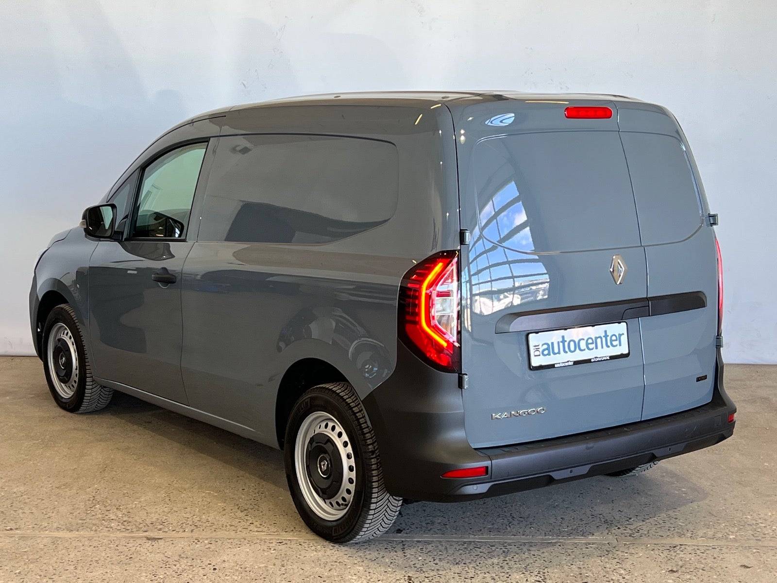 Renault Kangoo E-Tech L2 Van