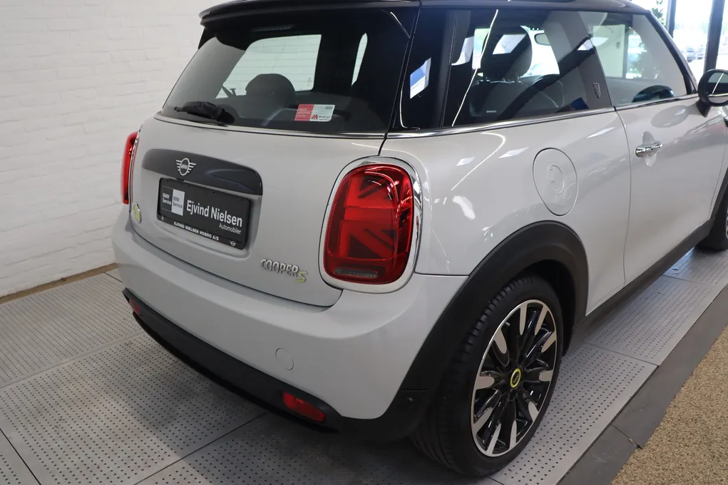 MINI Cooper SE Yours Trim
