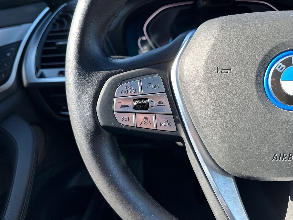 BMW iX3 Charged Plus billede 17