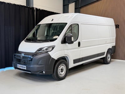 Nyhed + Moms El Modelår 2026 Kilometer 200 Drivmiddel El Peugeot e-Boxer 435 110 L3H2 Prem