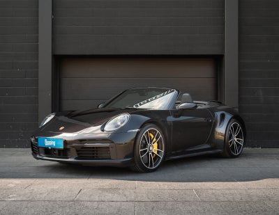 Porsche 911 Turbo S 3,8 Cabriolet PDK 2d