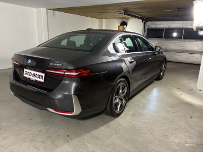 BMW i5 eDrive40 Sport Line