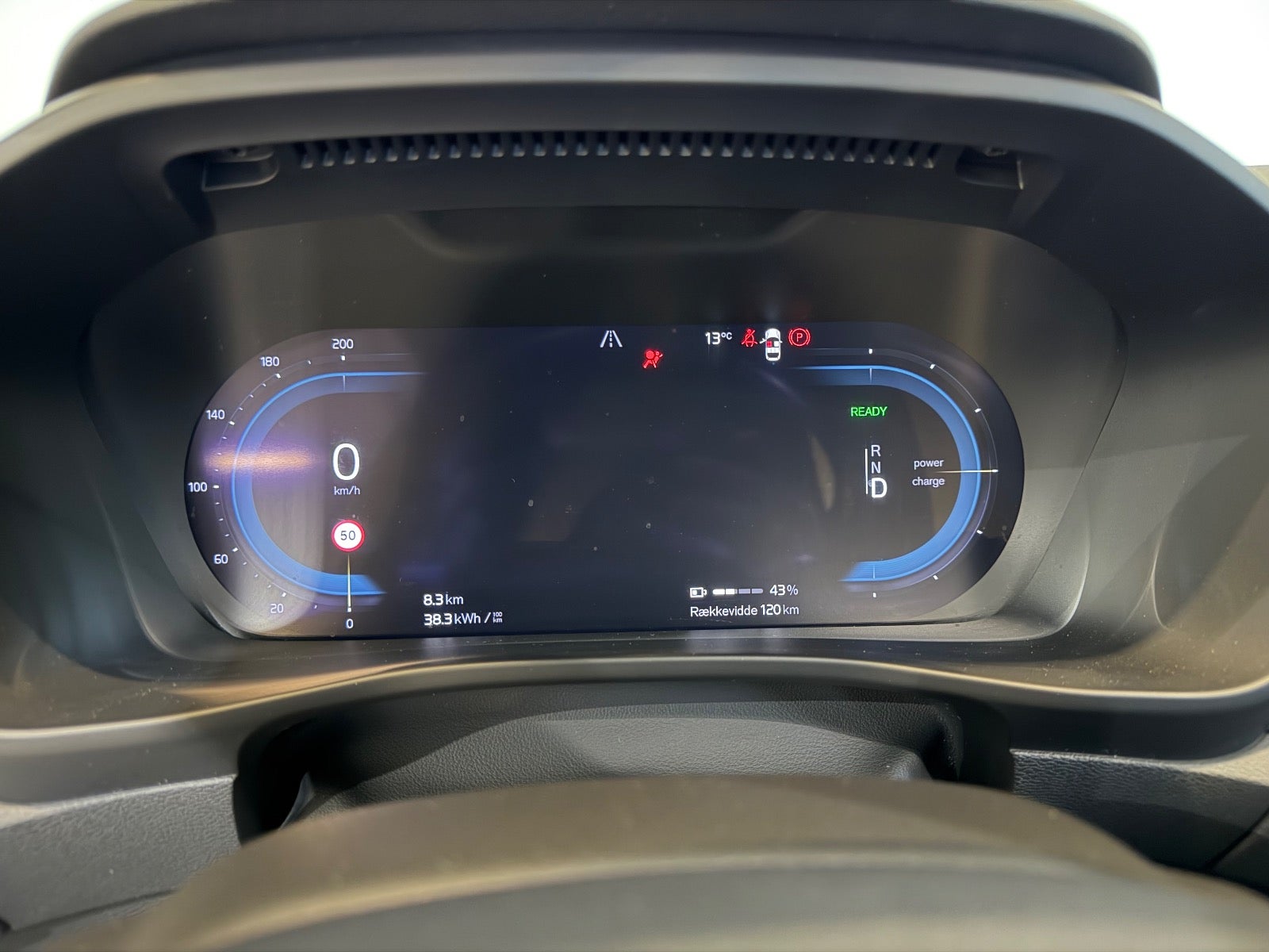 Volvo XC40 P6 ReCharge Core