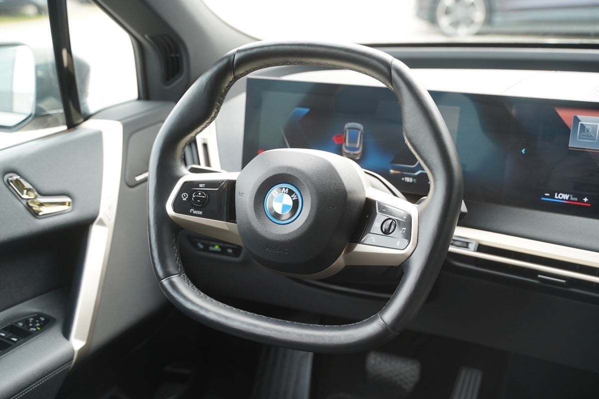 Billede af BMW iX xDrive40 Fully Charged Sport