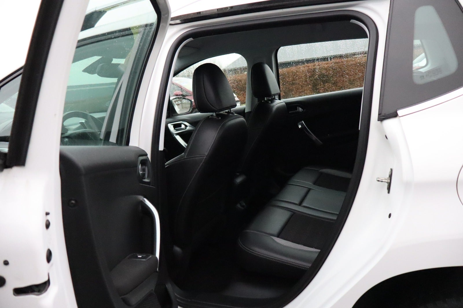 Billede af Peugeot 2008 1,2 VTi 82 Allure