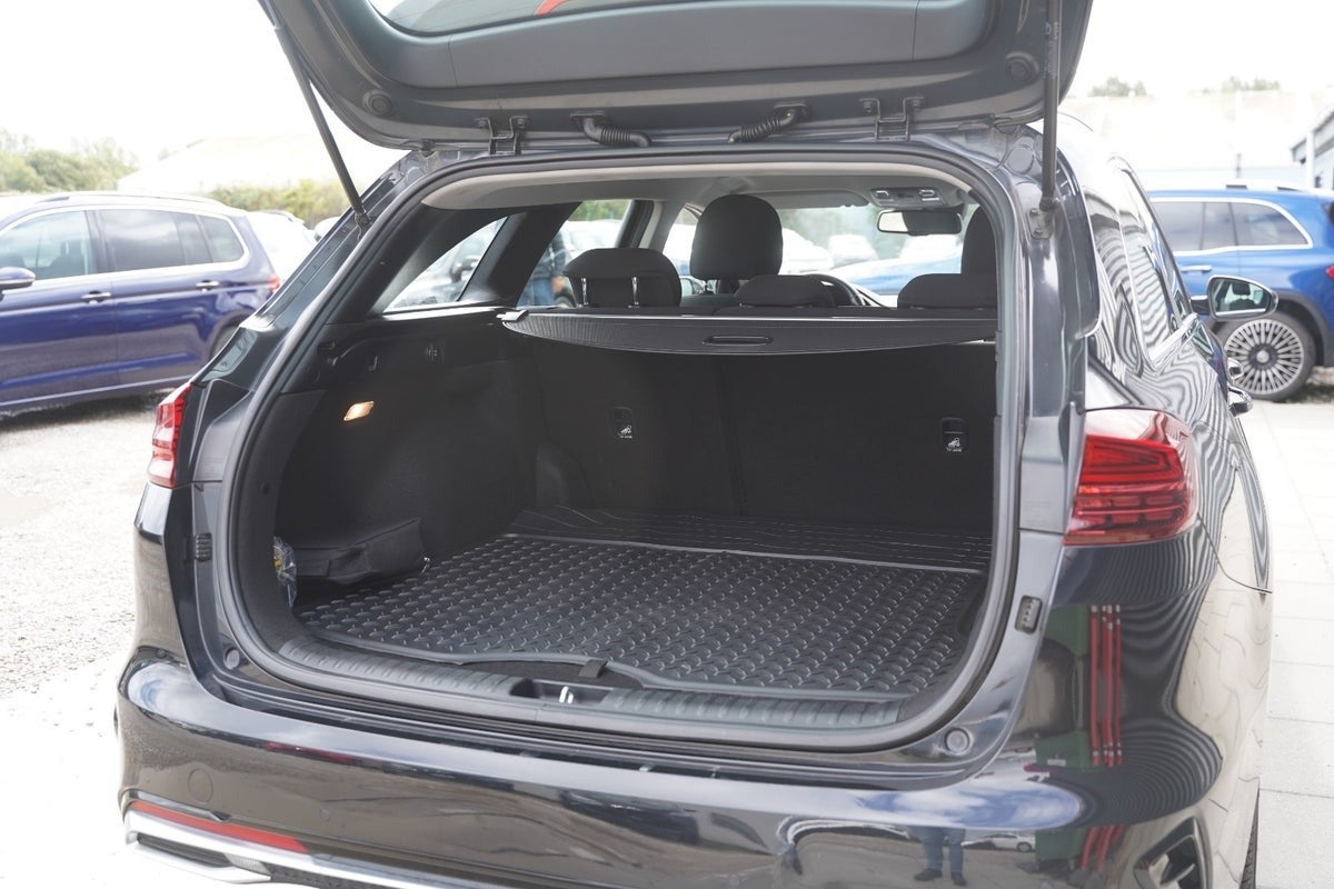 Billede af Kia Ceed 1,6 PHEV Prestige SW DCT