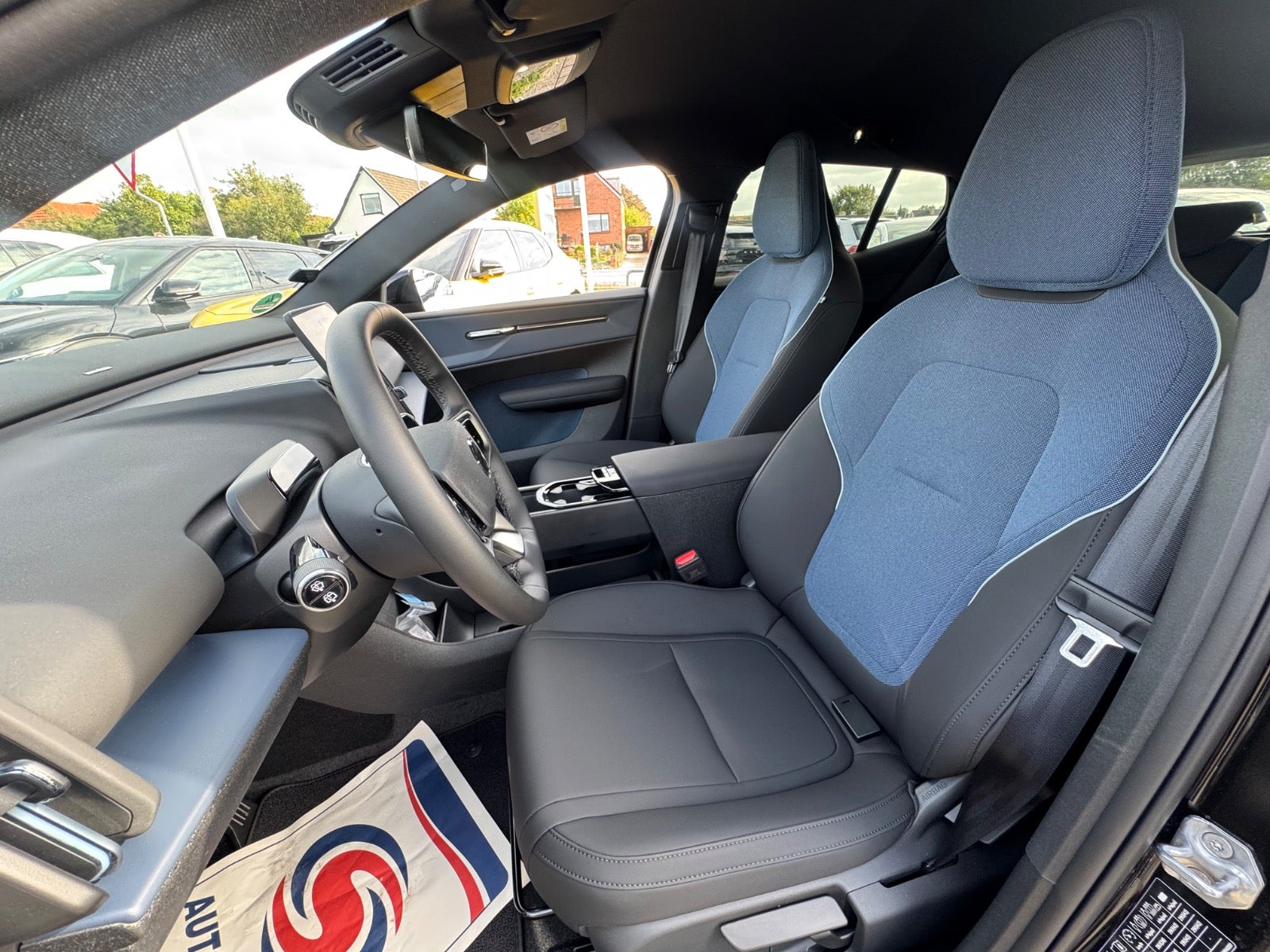 Billede af Volvo EX30  Extended Range Black Edition