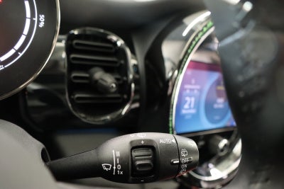 MINI Cooper SE Camden Edition