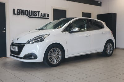 Peugeot 208 PureTech 82 Allure Sky