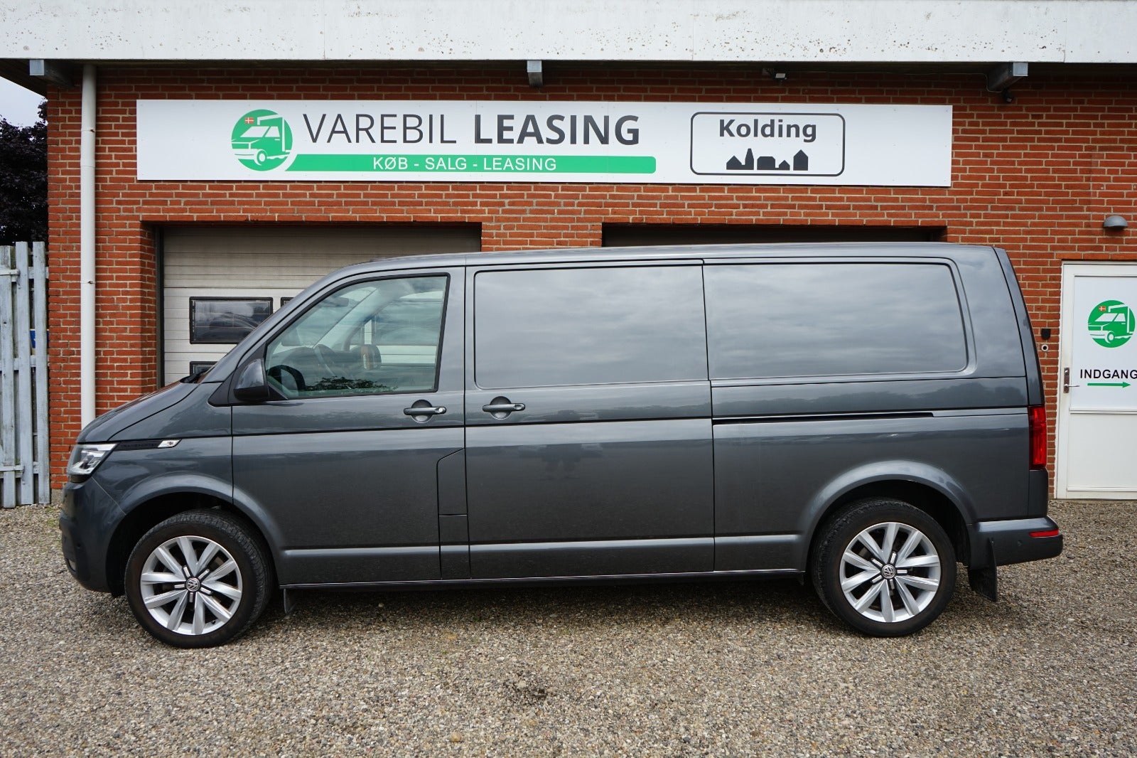 Billede af VW Transporter 2,0 TDi 150 Kassevogn DSG lang