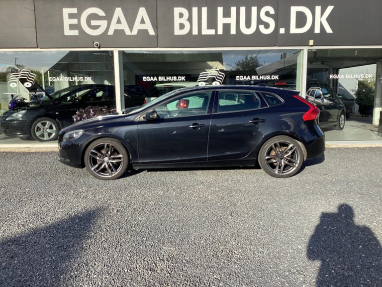 Volvo V40 D2 115 Kinetic Drive-E