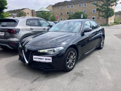 Alfa Romeo Giulia 2,2 JTD 180 Edizione aut. 4d