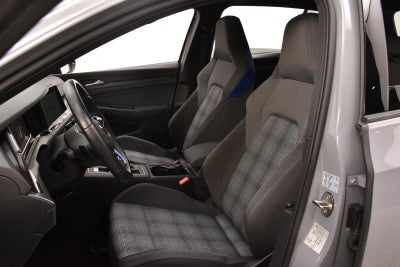 VW Golf VIII eHybrid DSG