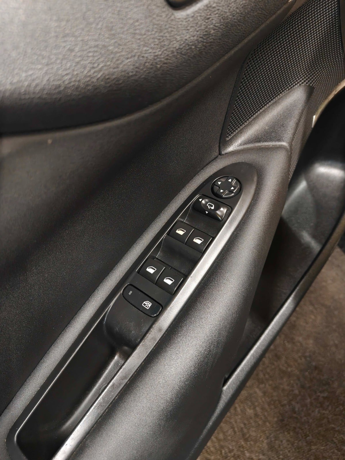 Billede af Citroën C4 1,6 e-HDi 112 Seduction E6G