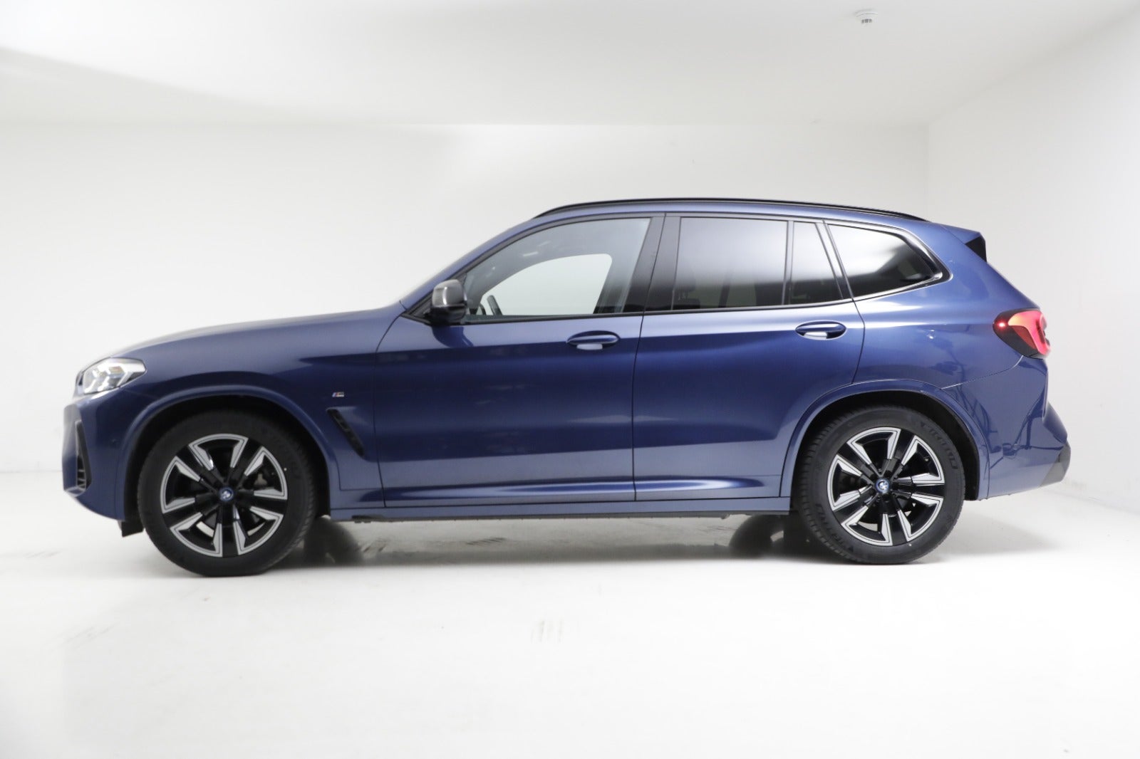 BMW iX3 Charged M-Sport