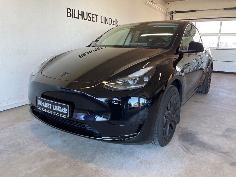 Tesla Model Y RWD