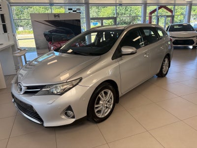 Toyota Auris 1,6 T2+ Touring Sports 5d