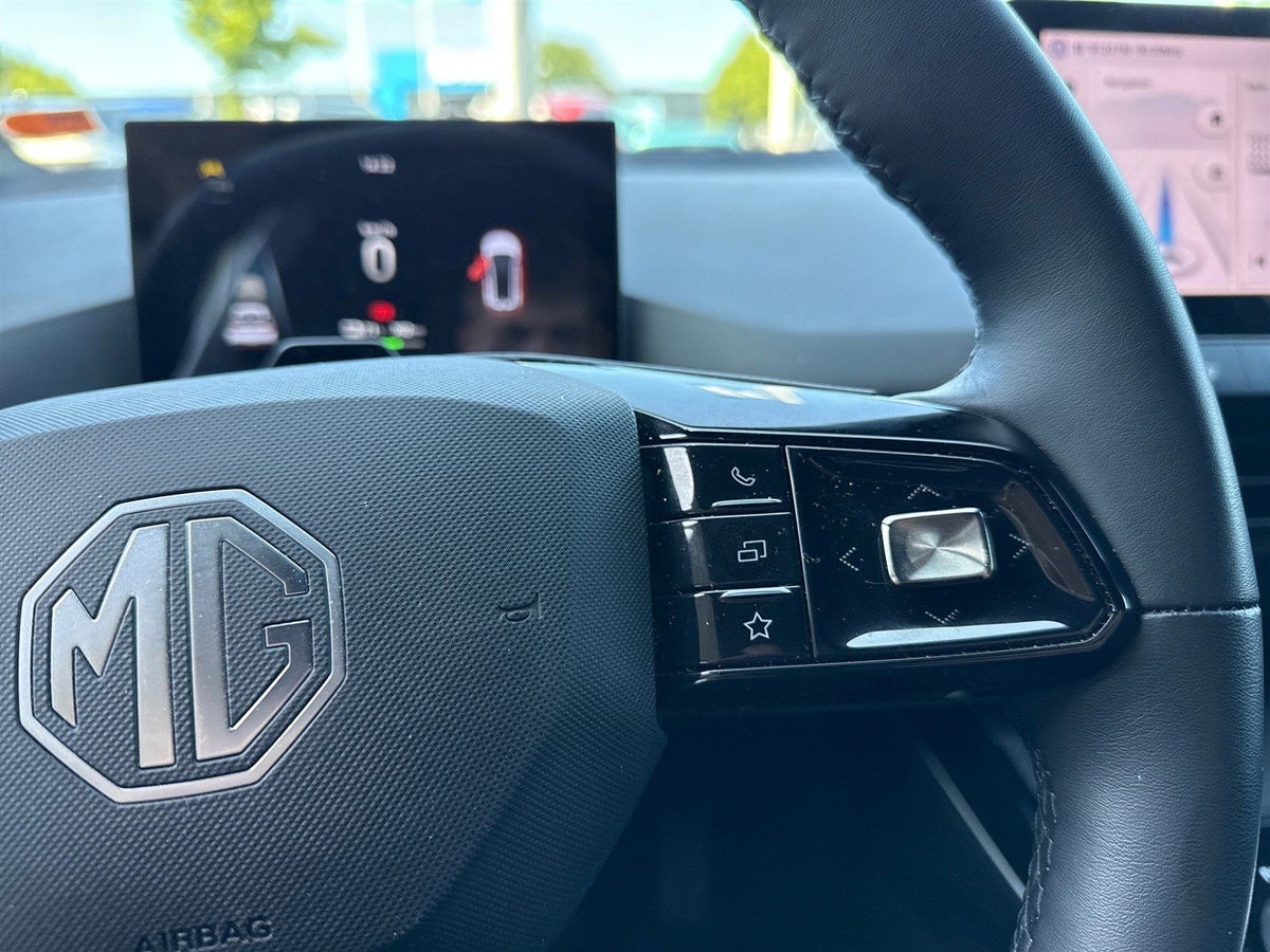 MG 4 Luxury billede 11