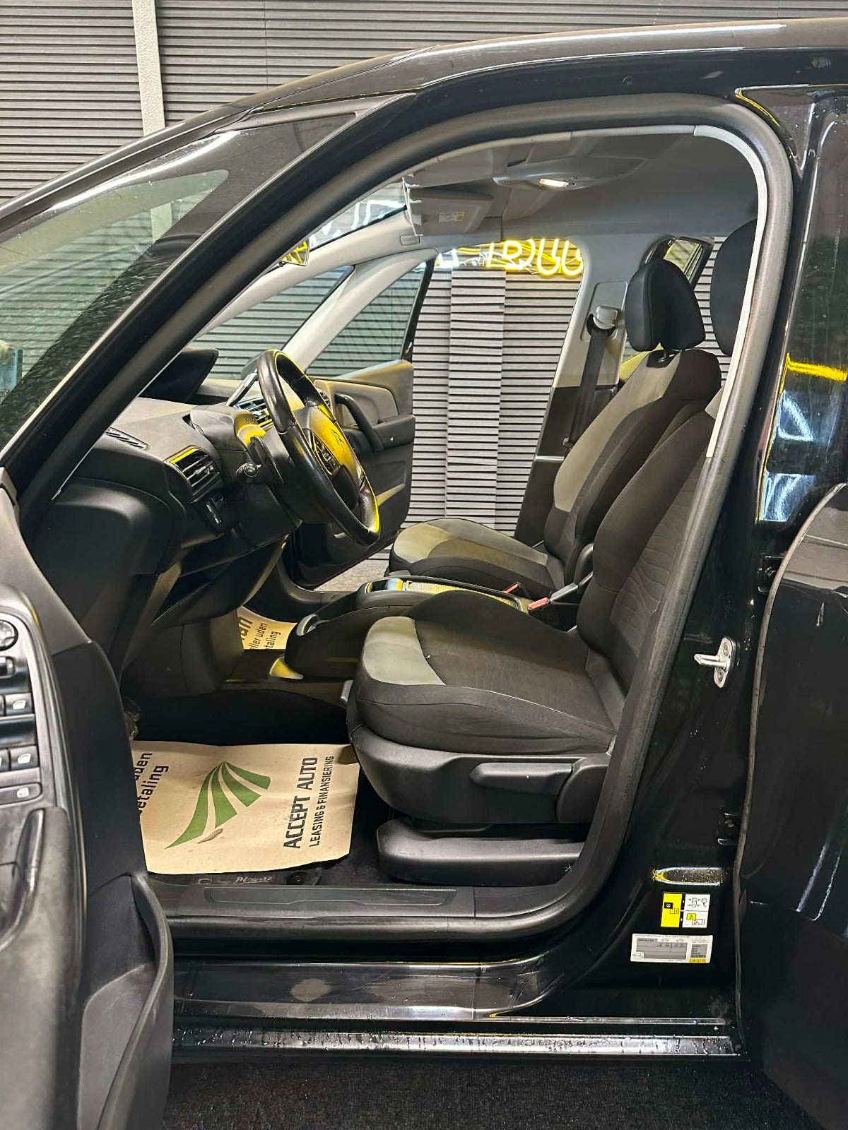 Billede af Citroën Grand C4 Picasso 1,6 BlueHDi 120 Intensive EAT6 Van