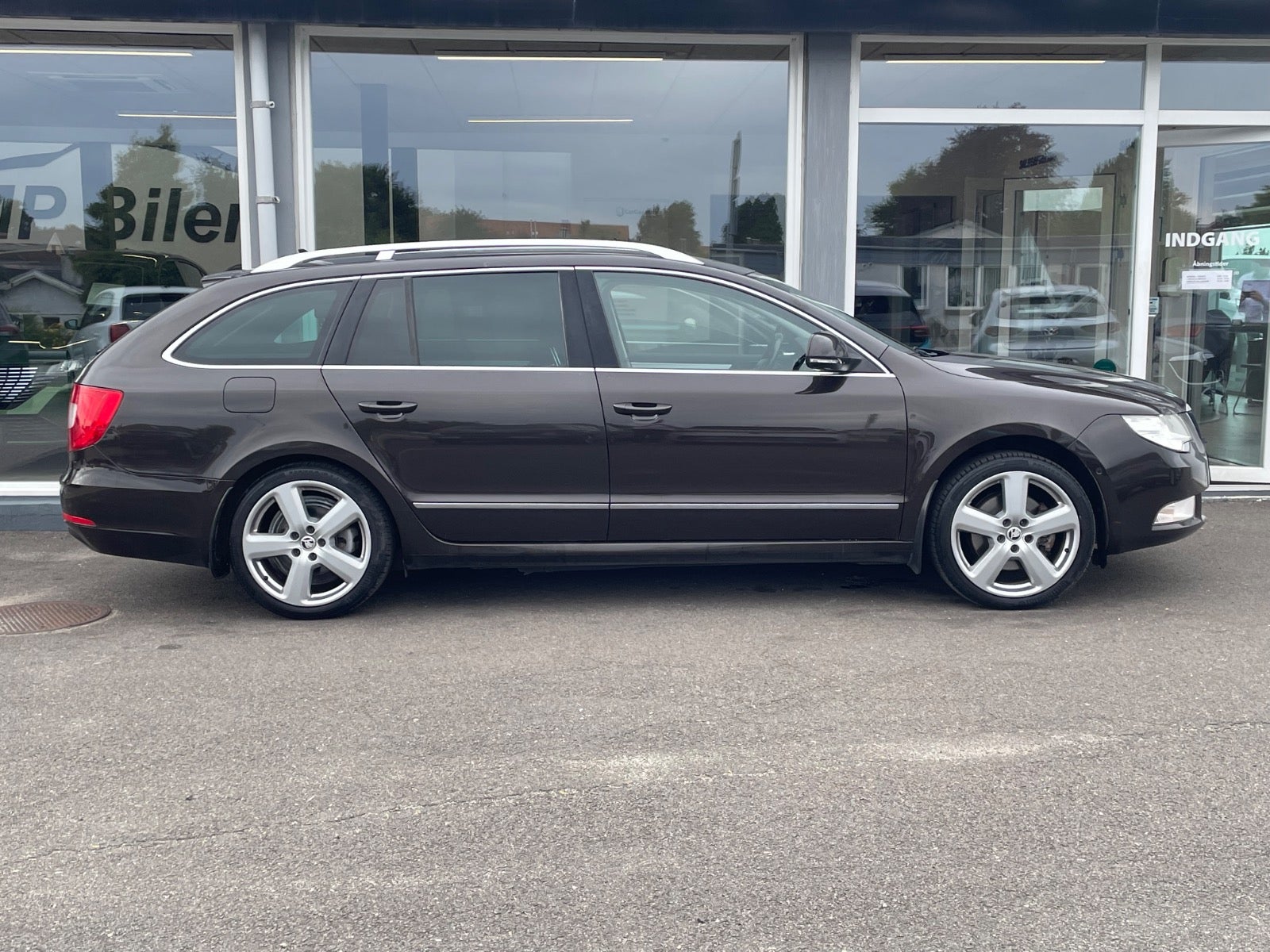 Billede af Skoda Superb 1,8 TSi 160 Elegance Combi DSG