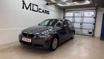 BMW 320i 2,0  4d