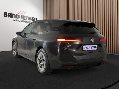 BMW iX xDrive40 Fully Charged
