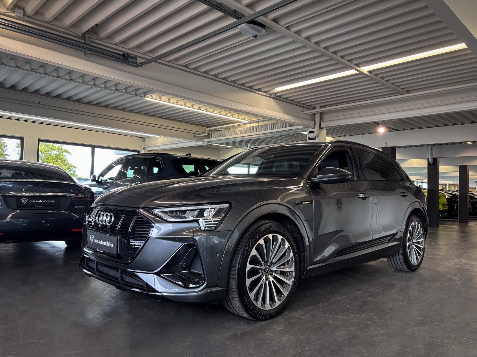 Billede af Audi e-tron 55 S-line quattro