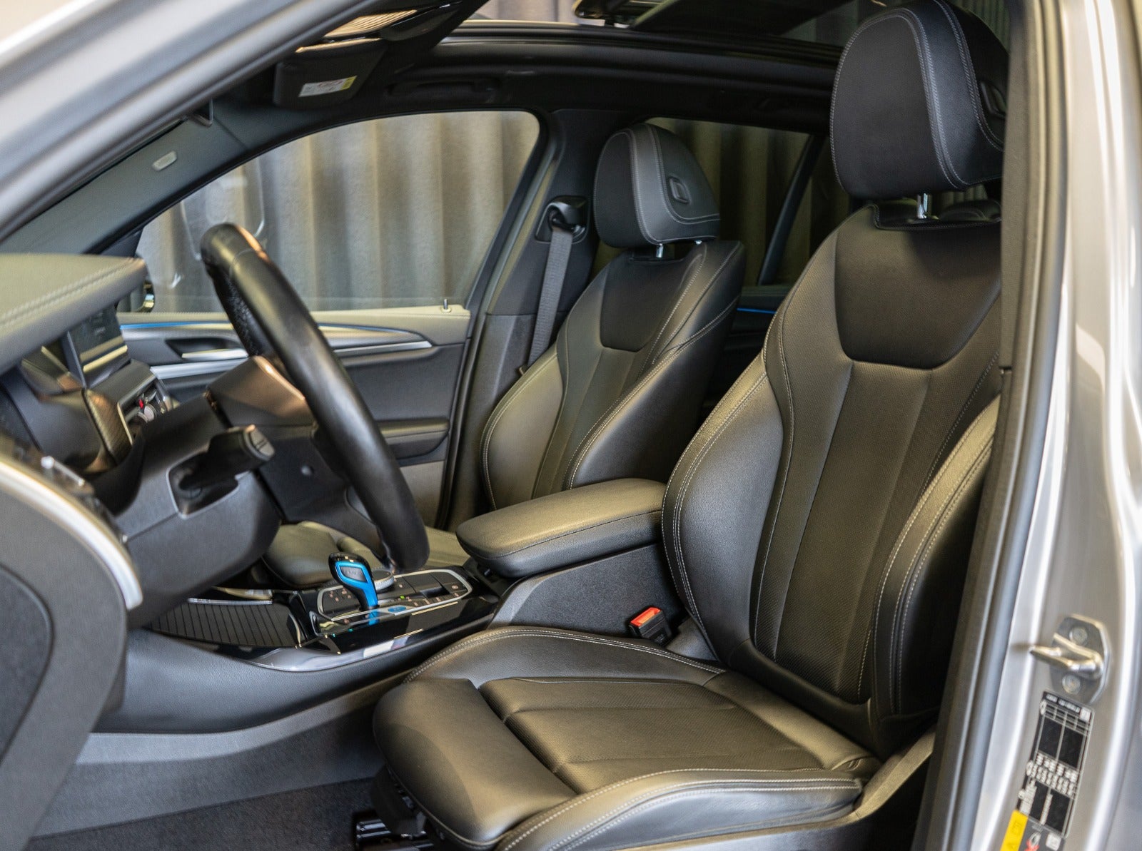 Billede af BMW iX3  Charged M-Sport